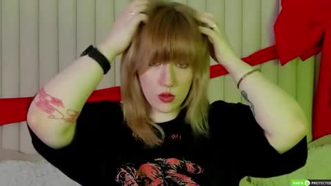 Snapshot of rachelcart chatting on 05-13-26, 03:15 RachelCart online show from 05-13-26, 03:15