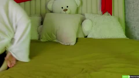 Snapshot of rachelcart chatting on 05-22-26, 03:46 RachelCart online show from 05-22-26, 03:46