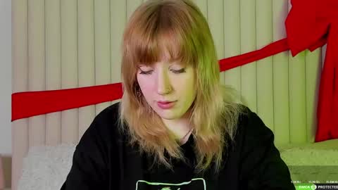 Snapshot of rachelcart chatting on 05-26-26, 03:13 RachelCart online show from 05-26-26, 03:13
