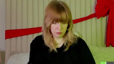 Snapshot of rachelcart chatting on 06-03-26, 03:20 RachelCart online show from 06-03-26, 03:20