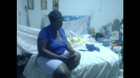 Snapshot of rachelexoticgirl chatting on 10-14-25, 04:35 rachelexoticgirl online show from 10-14-25, 04:35