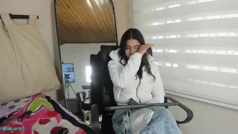 Rachell online show from 02-09-25, 01:46