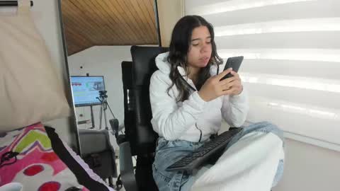 Rachell online show from 02-09-25, 04:50