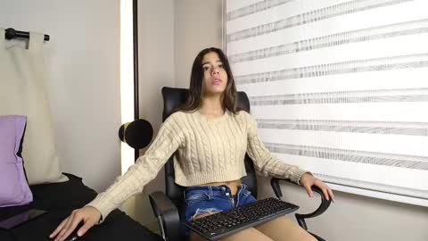 Rachell online show from 02-16-25, 03:47