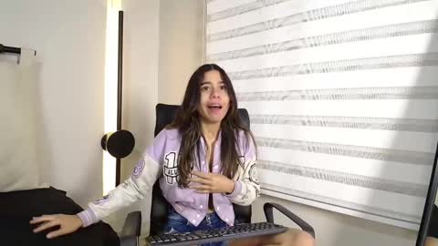 Rachell online show from 02-16-25, 09:59