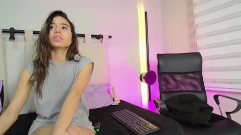 Rachell online show from 03-01-25, 10:24