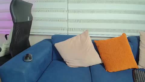 Rachell online show from 03-04-25, 07:19