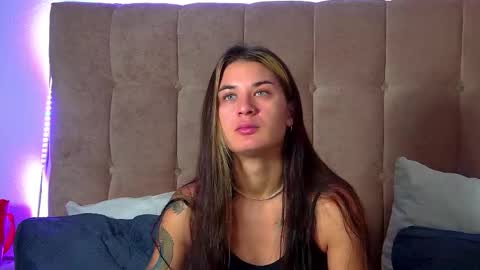 RachellSimpson online show from 10-14-25, 06:42