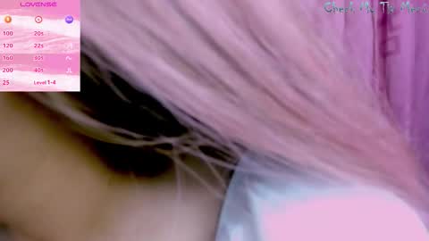 Snapshot of rachellward chatting on 09-29-25, 10:09 REY online show from 09-29-25, 10:09