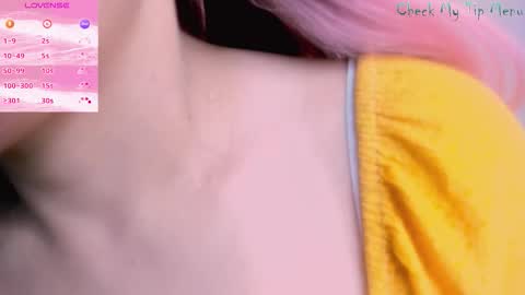 Snapshot of rachellward chatting on 11-20-25, 09:53 REY online show from 11-20-25, 09:53