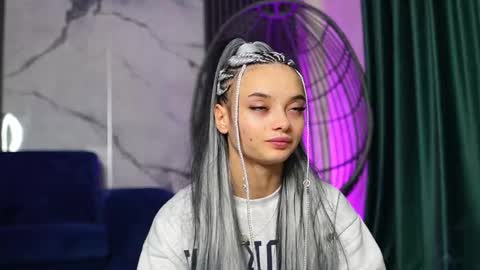 Ann online show from 10-28-25, 05:22