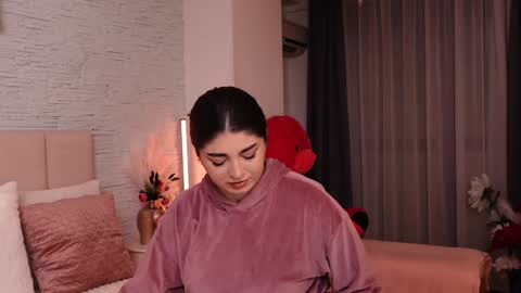 RachelSwaan online show from 01-11-25, 04:59