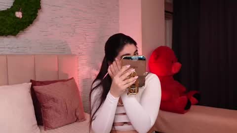 RachelSwaan online show from 02-22-25, 06:06