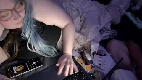 rachs_wardrobe online show from 03-13-26, 01:01