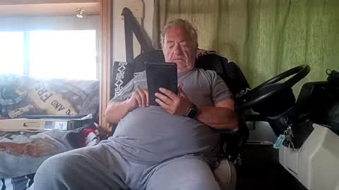 Radioman for fun online show from 05-11-26, 02:12