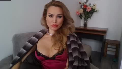 Snapshot of radmila_star chatting on 01-24-25, 10:32 Radmila Star online show from 01-24-25, 10:32
