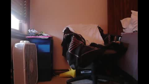 Snapshot of rado970 chatting on 01-02-25, 02:46 Lauren online show from 01-02-25, 02:46