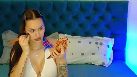 sweet peach online show from 12-21-25, 07:48