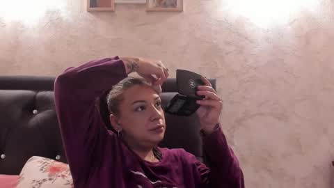 raelledarkstar online show from 12-15-25, 07:56