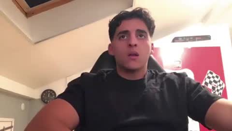 Snapshot of raes69 chatting on 01-15-25, 10:46 raes online show from 01-15-25, 10:46