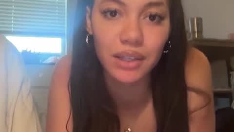 raevynfoxe online show from 04-24-26, 09:28