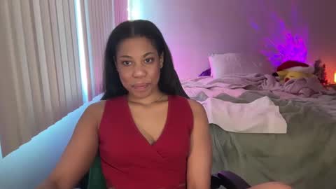 Snapshot of raewerks chatting on 12-21-24, 07:38 RaeWerks online show from 12-21-24, 07:38