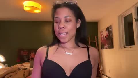 Snapshot of raewerks chatting on 01-18-25, 01:30 RaeWerks online show from 01-18-25, 01:30