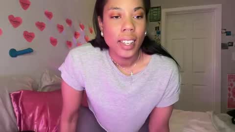 Snapshot of raewerks chatting on 02-12-25, 04:12 RaeWerks online show from 02-12-25, 04:12