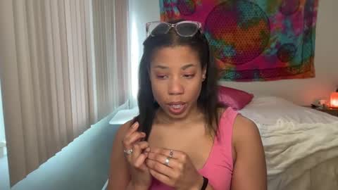 Snapshot of raewerks chatting on 03-01-25, 09:48 RaeWerks online show from 03-01-25, 09:48