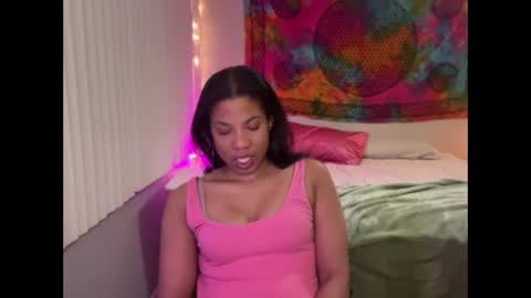 Snapshot of raewerks chatting on 03-02-25, 03:02 RaeWerks online show from 03-02-25, 03:02