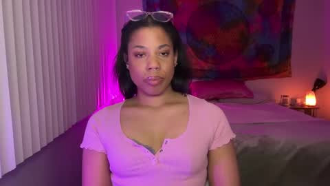 Snapshot of raewerks chatting on 03-06-25, 02:19 RaeWerks online show from 03-06-25, 02:19