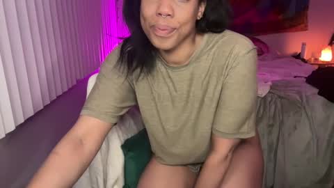 Snapshot of raewerks chatting on 03-12-25, 09:44 RaeWerks online show from 03-12-25, 09:44