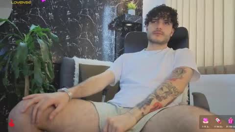 R A F A E L online show from 01-13-26, 09:09