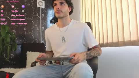 R A F A E L online show from 04-28-26, 08:14