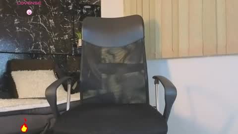 R A F A E L online show from 06-11-26, 12:32
