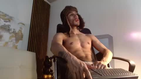 IG online show from 01-10-25, 03:50