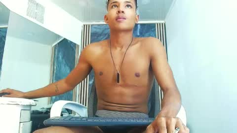 Rafael online show from 07-07-26, 04:26