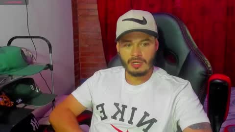 ragnar_lothbrok77 online show from 03-11-25, 04:43