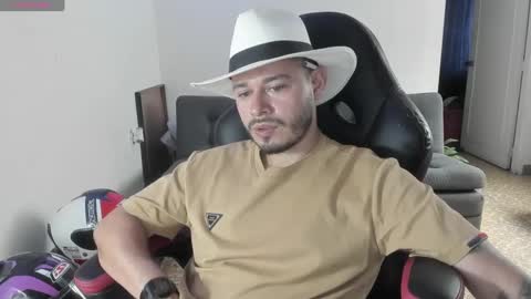 ragnar_lothbrok77 online show from 09-11-25, 06:41