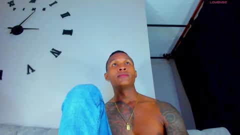 Andres H online show from 02-26-25, 08:59