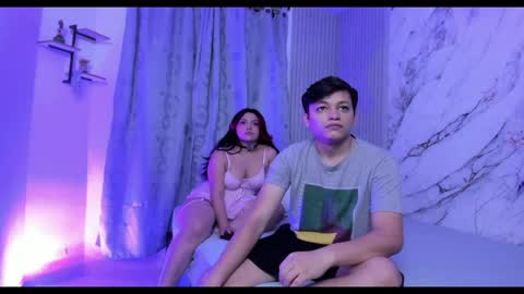 raiderandroxie1 online show from 04-10-26, 11:42