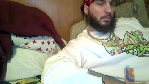 Snapshot of raidersman757 chatting on 02-08-25, 11:45 hitman online show from 02-08-25, 11:45