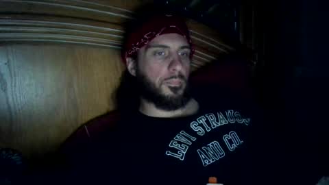 Snapshot of raidersman757 chatting on 12-04-25, 10:51 hitman online show from 12-04-25, 10:51