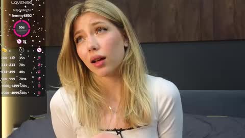 Lisa online show from 02-20-25, 10:59