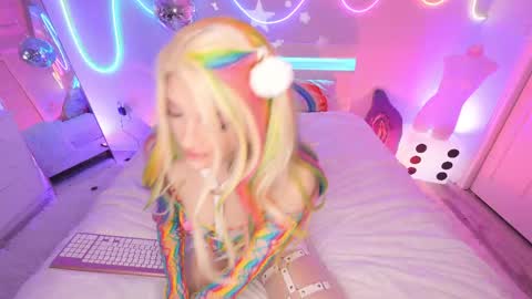Snapshot of rainbowslut chatting on 04-29-26, 03:21 Mary Rainz online show from 04-29-26, 03:21