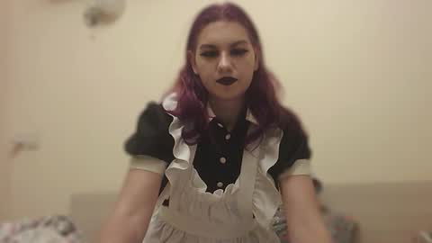 Snapshot of rainyvibe_ chatting on 10-22-25, 05:45 rainyvibe_ online show from 10-22-25, 05:45