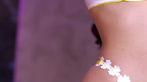 Raisa online show from 04-29-26, 06:14