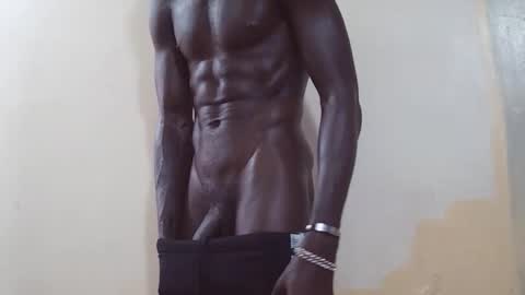 Snapshot of rakeem_1_ chatting on 12-18-25, 01:06 rakeem 1 online show from 12-18-25, 01:06