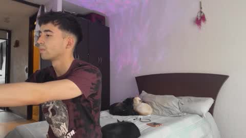 Snapshot of rakhubs chatting on 03-16-26, 10:14 Enzo online show from 03-16-26, 10:14