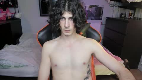 kirill online show from 10-19-25, 01:23